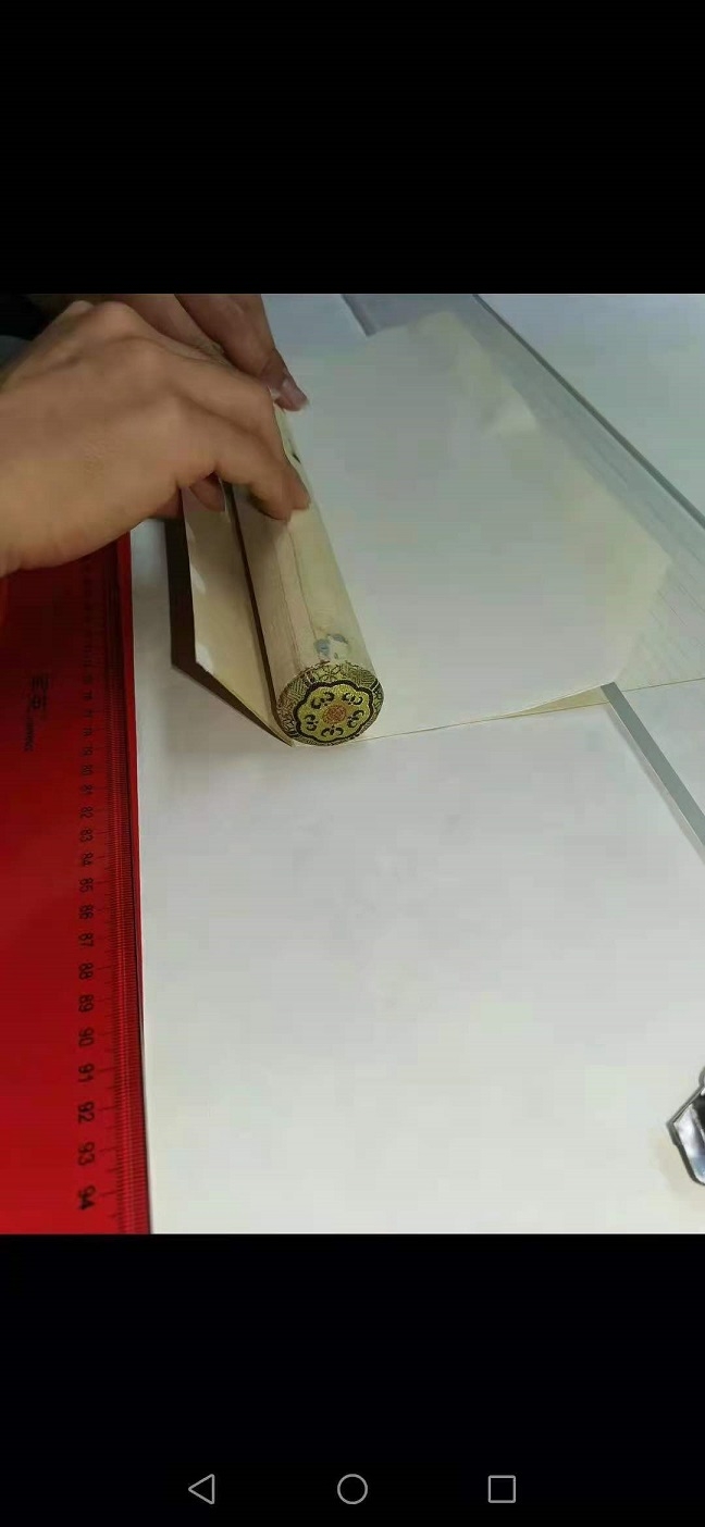 ���϶���